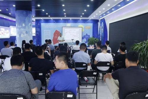河东创业孵化基地开启跨境电商之路 首届ebay招商分享产品对接会走进河东五金市场