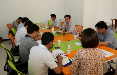 朱小兵到太湖恩源科技调研电商发展工作